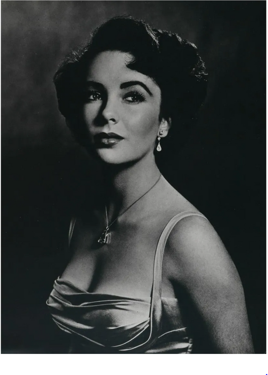 Photography of Actress Elizabeth Taylor